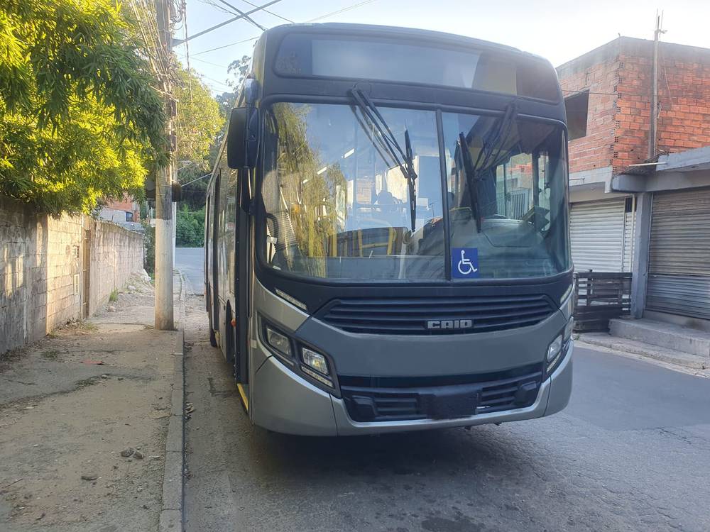 Midi Urbano Caio Apache Vip Mercedes Benz Of Aurovel Br