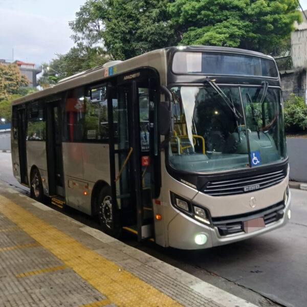 Micro Urbano Caio Apache Vip Mercedes-Benz Of 1519 2017 +Ar
