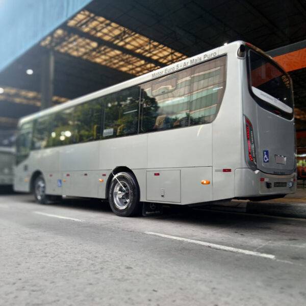 Micro Urbano Caio Apache Vip Mercedes-Benz Of 1519 2017 +Ar - Image 7