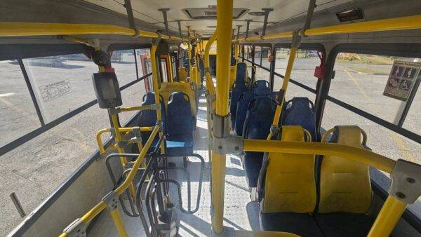 Urbano Neobus Mega Volvo b270 2013 38L - Image 10